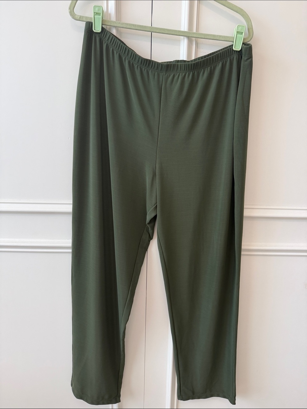 Susan Graver Olive Green Pull-On Cropped Pants